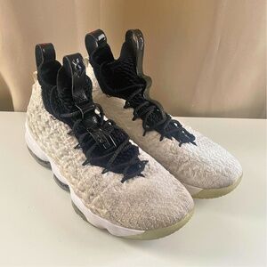 Nike LeBron 15 Graffiti White Black Men's Size 10.5 Basketball Shoes